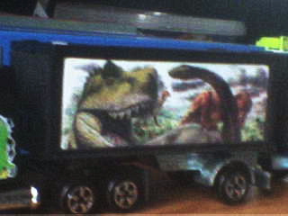 voici la premiere remorque du camion miniature